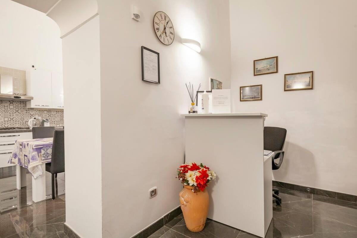 Palazzo Majorana Bed & Breakfast Napels