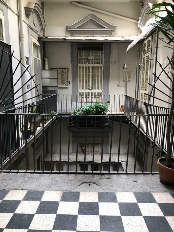 Palazzo Majorana Bed & Breakfast Napels