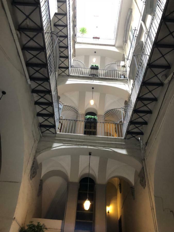 Palazzo Majorana Couette-café
